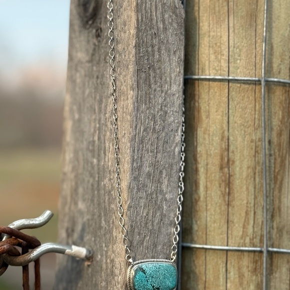 Hubei Turquoise Pendant Necklace sterling silver adjustable - Picture 2 of 3